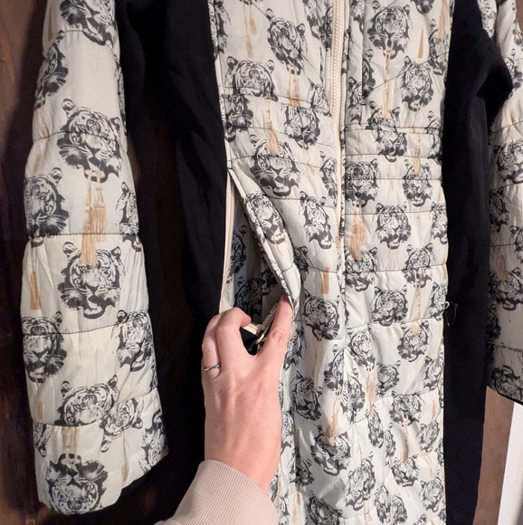 Oiselle Yeti Snuggle Suit Medium Tiger - Picture 2 of 5